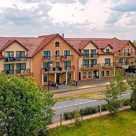 Twardowski Otel Łeba
